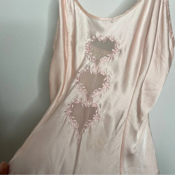 VINTAGE Victoria's Secret Gold Label Silk Heart Embroidered Ruffle Teddy Size S - Picture 7 of 15
